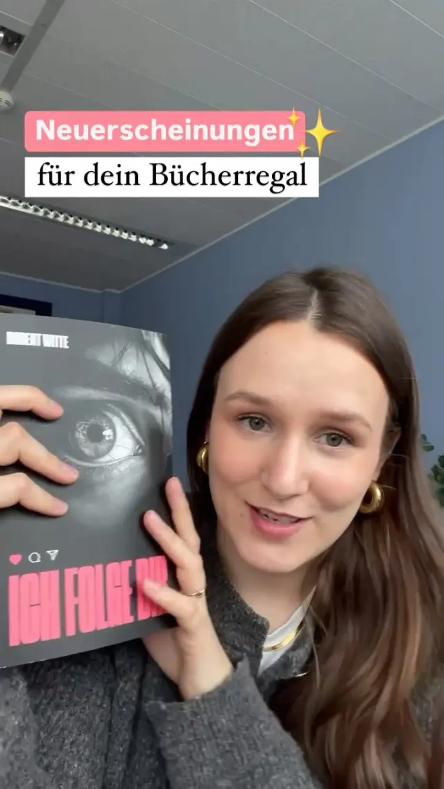 WO SIND UNSERE LESEMÄUSE? Wir haben eine Reihe von Neuerscheinungen für euch! 😌✨
 
🥀 „Werden beide diese Dunkelheit überleben?“
Eine Ehe am Abgrund, konfrontiert mit den Schatten der Vergangenheit. Aria und Alejandro müssen sich ihren tiefsten Ängsten stellen, um eine gemeinsame Zukunft zu finden. Eine Geschichte über Liebe, Vergebung und die Kraft, gemeinsam Dunkelheit zu überwinden.
– »Mr. & Mrs. Rodríguez - Schatten der Vergangenheit« von @j.g_rose

🔍 „Was, wenn zwischen den Deckeln eines Buches nicht nur Worte, sondern auch dunkle Geheimnisse warten?“
Diese Anthologie entführt euch in 18 packende Erzählungen, in denen Bücher zu Tatorten werden. Entdeckt verborgene Wahrheiten und erlebe Gänsehautmomente zwischen den Buchseiten.
– »Crime Between the Pages« 

📱 „Schon bald wird die Jagd nach dem Killer zu einem Kampf gegen die ungeschriebenen Gesetze der Sozialen Medien.“
Ein mörderischer Plan, der die Grenzen der digitalen Welt sprengt. Kommissarin Ellie Seidel jagt einen skrupellosen Täter, der seine Verbrechen live inszeniert. Ein Thriller, der euch bis zur letzten Seite fesseln wird.
– »Ich folge Dir« von @ich_folge_dir_thriller

🛸 „Die Integrität des Schiffes ist nicht länger gewährleistet!“
Ein atemberaubendes Sci-Fi-Abenteuer in den Weiten des Weltraums. Ysaac muss in einer feindlichen Galaxie überleben, während das Schicksal der letzten Wikinger auf dem Spiel steht. Eine Space Opera voller Action, Spannung und unvergesslicher Charaktere.
– »Space Vikings - Die Letzten Wikinger« von Sameuel Sommer

🩸 „Nichts ist gefährlicher als ein Kuss – Du könntest deine Seele verlieren.“
In einer Welt voller Dämonen, Intrigen und verbotener Liebe. Liv muss sich zwischen Liebe und Pflicht entscheiden, während sie in einen gefährlichen Machtkampf gerät. Eine Fantasy-Geschichte, die euch in ihren Bann ziehen wird.
– »Blood of Ash and Silver« von @elin_stein_autorin
 
👉🏻 Welches dieser Bücher ist euer Favorit oder steht bereits auf eurer Wunschliste? Schreibt uns gerne in die Kommentare.

#darkromance #romantikthriller #mystery #krimi #thriller #socialmediathriller #spaceopera #scifi #fantasy #romantasy