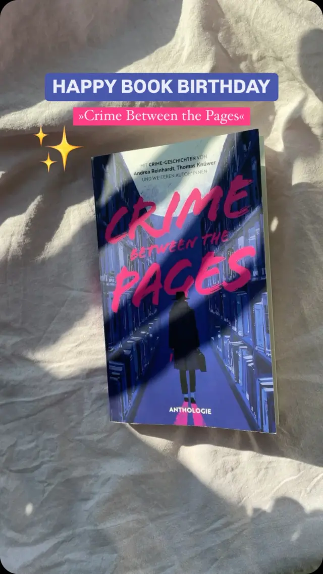 OHH HAPPY BOOK RELEASE, »Crime Between the Pages«! 🔪💀🫶🏻

Unsere Anthologie reist heute offiziell in die weite Welt und es fühlt sich ein bisschen so an, als würden wir am Flughafen stehen und ganz stolz hinterher winken. 🥹♥️

Bei unserer ersten Anthologie ist die Idee schon so gut angekommen, deswegen wiederholen wir das kleine Spiel natürlich auch für dieses Buchbaby: 

👉🏻 Für alle, die wissen möchten, welches Kapitel aus der Anthologie am besten zu ihnen passt: Nutzt unser kleines Buch-Orakel und macht einen Screenshot oder haltet irgendwann in diesem Reel den Finger auf das Video - das Zitat, welches euch angezeigt wird, ist euer Match im Buch! 🔮✨

👉🏻 Wenn ihr mögt, teilt es gerne in euer Story und markiert uns, den*die Autor*in + den Hashtag #crimebetweenthepages ☺️

»Was, wenn zwischen den Deckeln eines Buches nicht nur Worte, sondern auch dunkle Geheimnisse warten? Was, wenn eine verlassene Bibliothek ihren letzten Besucher nicht mehr gehen lässt? Diese Anthologie entführt dich in eine Welt der Literatur, in der mehr verborgen liegt als schöne Geschichten. Von packenden Thrillern über fesselnde Krimis bis hin zu rätselhafter Mystery - jede dieser 18 Erzählungen ist einzigartig und doch verbindet sie ein zentrales Thema: das Buch. Begleite die Protagonist*innen an Tatorte, an denen das Flüstern der Opfer noch zu hören ist, in alte Buchhandlungen, die stumme Zeugen einer Mordserie sind, und zu Lesungen, die ein ganzes Leben verändern können. Lass dich auf Reisen voller Spannung und überraschender Wendungen ein.«
 
📌 Autor*innen: Andrea Reinhardt (@andrea.reinhardt_autorin), Sarah Alihodzic (@sarah__alihodzic), Isabell Höntsch (@herztrost1), Daniela Elisabeth Schulze (@danel0711), Lisa Lee (@LisaLeeLeseliebe), Ivy Garrett (@authorivygarrett), Kǎi Mǎ, Clara S. Eckhardt (@cantjimout), Monika Huhn (@monikaautorin), Jan Trouw (@jantrouw.writer), Saskia Bannister (@saskia.bannister), Ron Robert Rosenberg, Rebecca Bauer, Fiona Tahi (@fio_tahi), Marco Trotta, Marlene Liebschenk (@lavendelgeschichten), Lainey Darson (@laineyspages), Thomas Knüwer (@thomas_knuewer) ✨

#buchveröffentlichung #anthologie #buchliebe #thriller #mystery #krimi